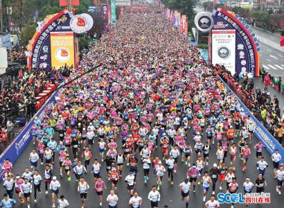 挖掘消費(fèi)新引擎 《眉山市提振消費(fèi)專項(xiàng)行動方案》來了